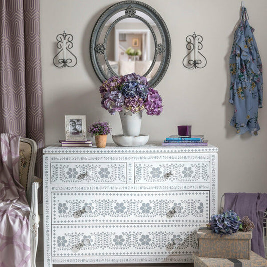 Casement, Light Warm White Furniture Paint, Fusion Mineral Paint