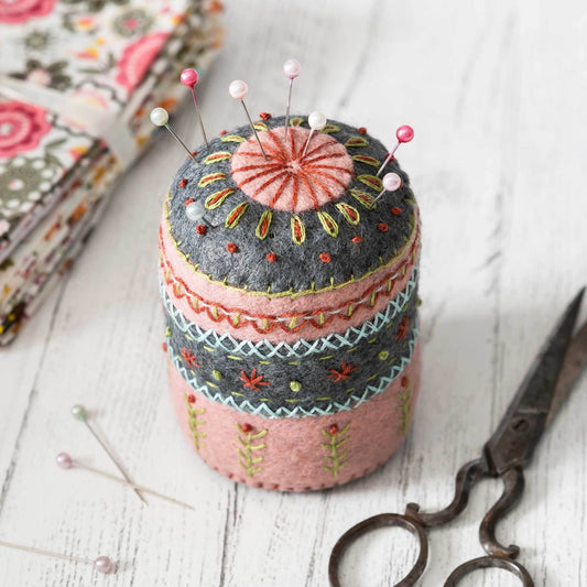 Pincushion Felt Craft Mini Kit - Corinne Lapierre