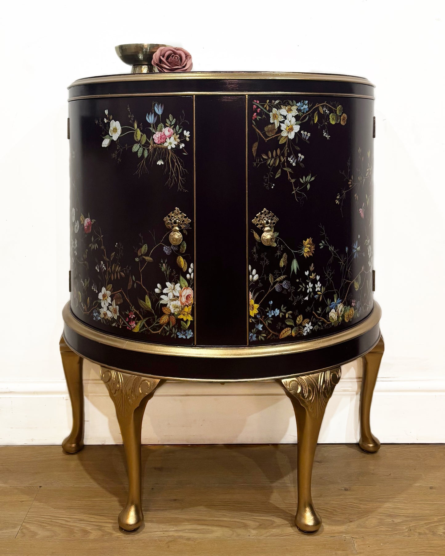Lost Garden Drinks Cabinet