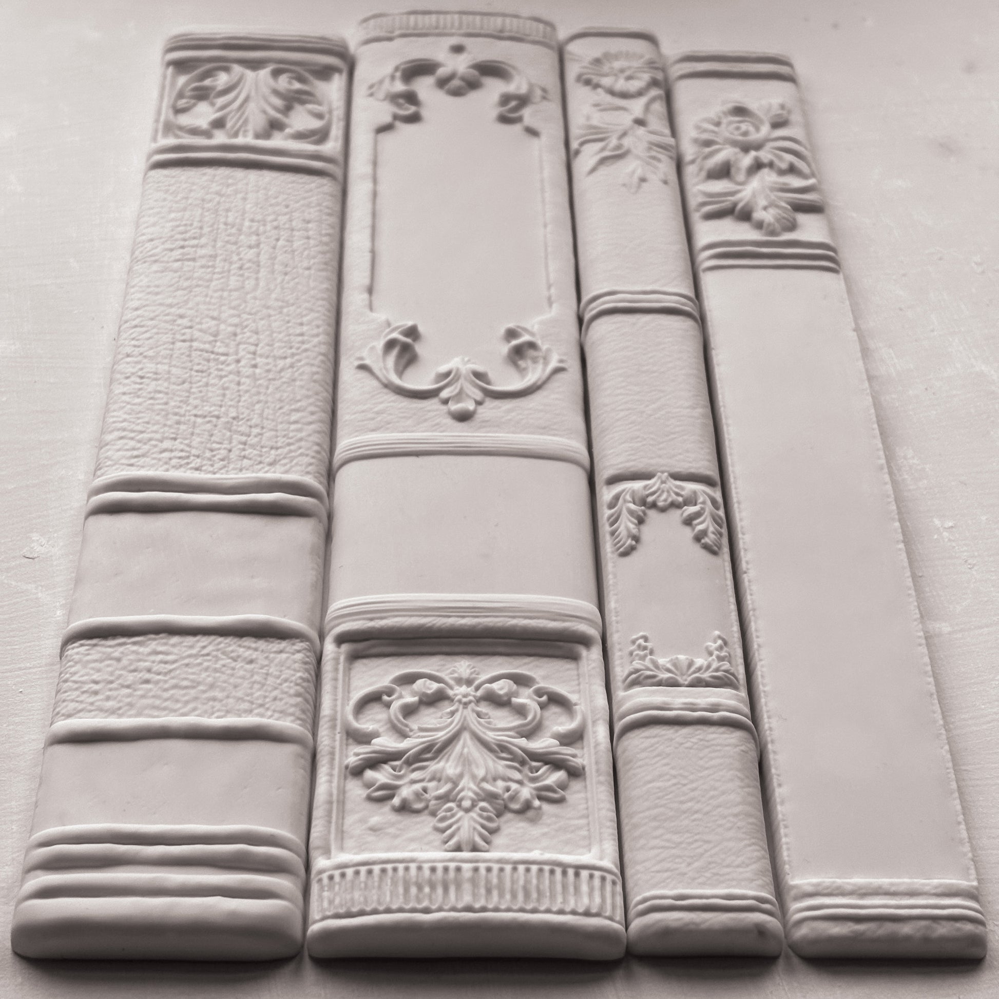 Bookish Mould by IOD - Iron Orchid Designs