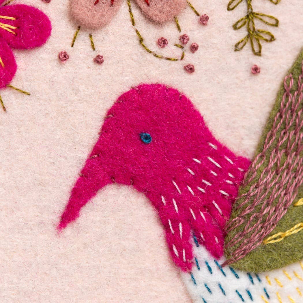 Hummingbird Appliqué Hoop Craft Kit - Corinne Lapierre