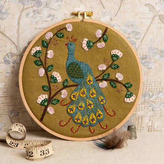 Flamboyant Peacock Appliqué Hoop Craft Kit - Corinne Lapierre