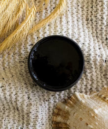 Dixie Belle Silk All In One Mineral Paint in Anchor Black
