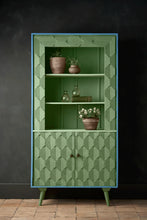 Load image into Gallery viewer, Natural Green Chalk Paint - Capability Green - Annie Sloan 